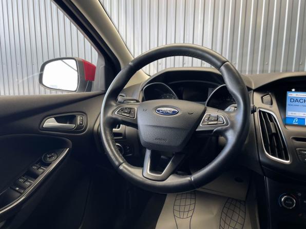 Ford Focus III Рестайлинг с пробегом 2018 года, цена 1 334 000 рублей, 76072 км, хэтчбек, Автокод Объявления