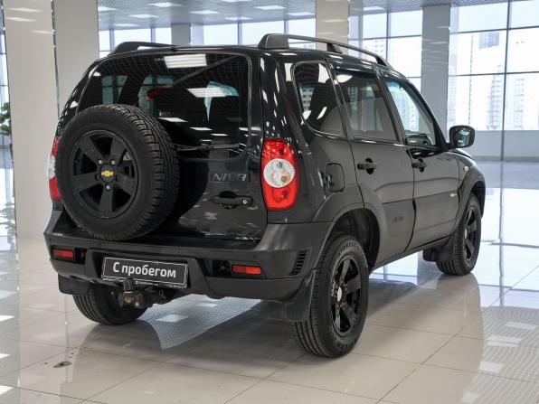 Chevrolet Niva I Рестайлинг с пробегом 2018 года, цена 642 000 рублей, 185600 км, внедорожник, Автокод Объявления