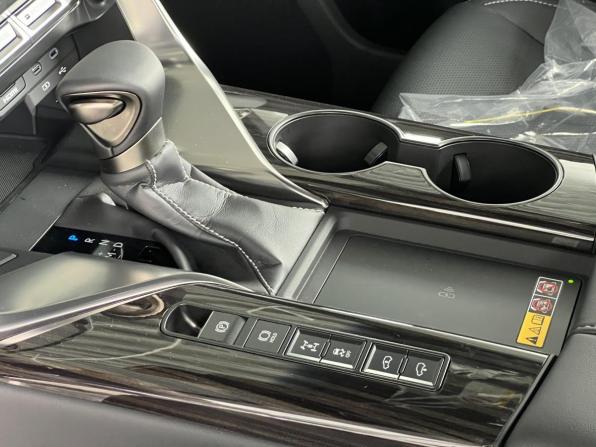 Lexus LX IV с пробегом 2025 года, цена 21 200 000 рублей, 7 км, внедорожник, Автокод Объявления