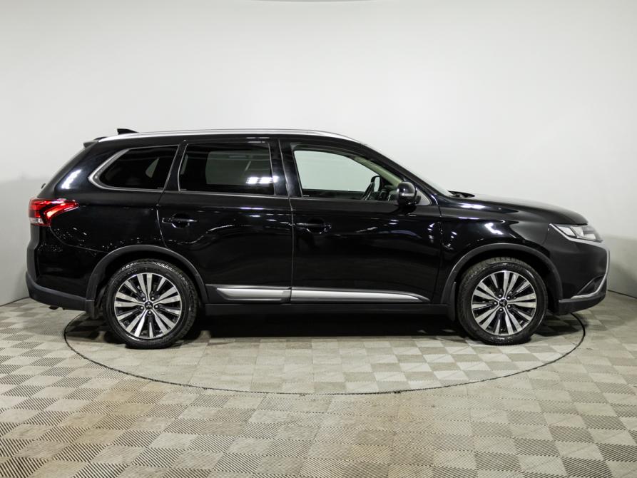 Mitsubishi Outlander III Рестайлинг 3 Санкт-Петербург  - изображение 4