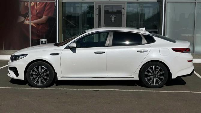 Kia Optima IV Рестайлинг с пробегом 2018 года, цена 1 975 000 рублей, 124716 км, седан, Автокод Объявления