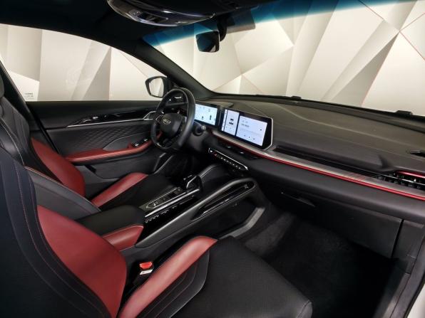 Geely Coolray I Рестайлинг с пробегом 2023 года, цена 1 929 000 рублей, 46028 км, внедорожник, Автокод Объявления