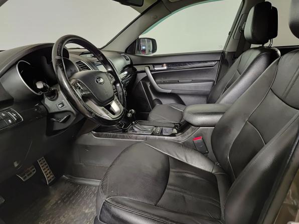 Kia Sorento II Рестайлинг с пробегом 2015 года, цена 1 590 000 рублей, 230000 км, внедорожник, Автокод Объявления