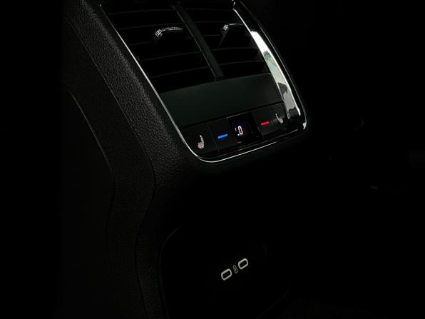 Skoda Octavia IV (A8) с пробегом 2021 года, цена 2 178 900 рублей, 105368 км, лифтбек, Автокод Объявления