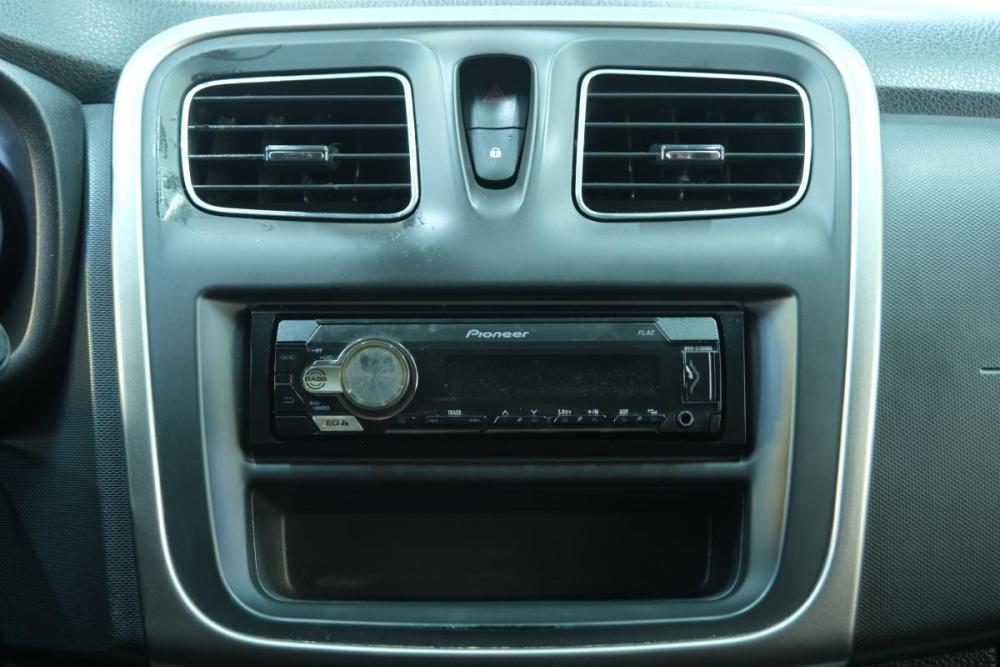 Renault Logan II Рестайлинг Омск  - изображение 13