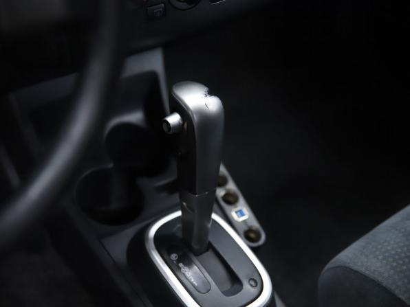 Nissan Tiida I Рестайлинг с пробегом 2010 года, цена 690 000 рублей, 204976 км, седан, Автокод Объявления