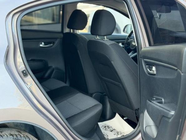 Kia Rio IV с пробегом 2018 года, цена 1 364 000 рублей, 81000 км, седан, Автокод Объявления