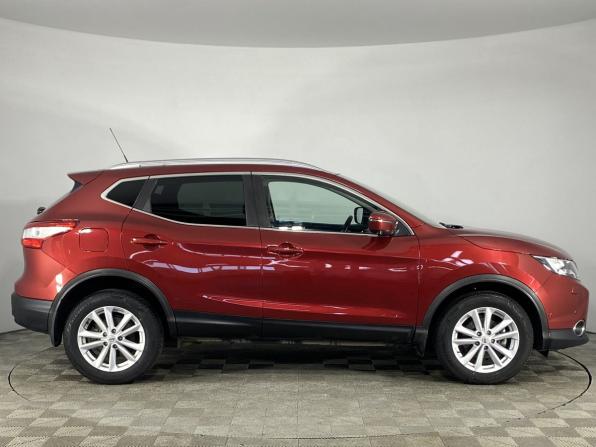 Nissan Qashqai II с пробегом 2016 года, цена 1 750 000 рублей, 49507 км, внедорожник, Автокод Объявления