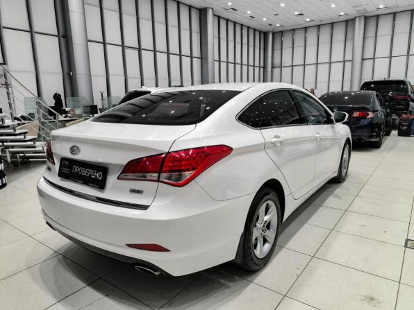 Hyundai i40 I Рестайлинг с пробегом 2015 года, цена 1 100 000 рублей, 220000 км, седан, Автокод Объявления
