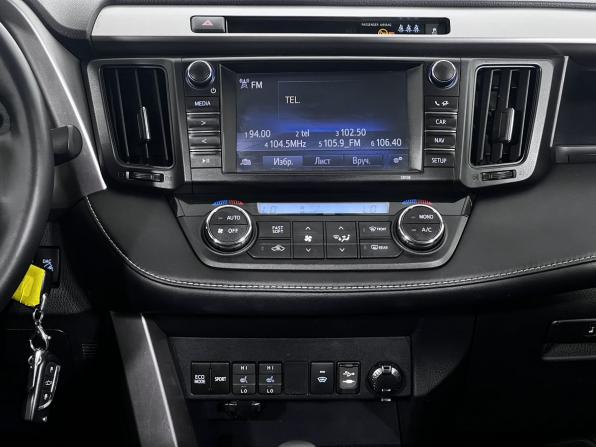 Toyota RAV4 IV (XA40) Рестайлинг с пробегом 2017 года, цена 2 279 000 рублей, 144000 км, внедорожник, Автокод Объявления