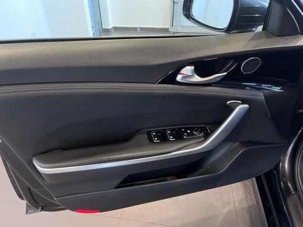 Kia Stinger I с пробегом 2019 года, цена 2 300 000 рублей, 159667 км, лифтбек, Автокод Объявления
