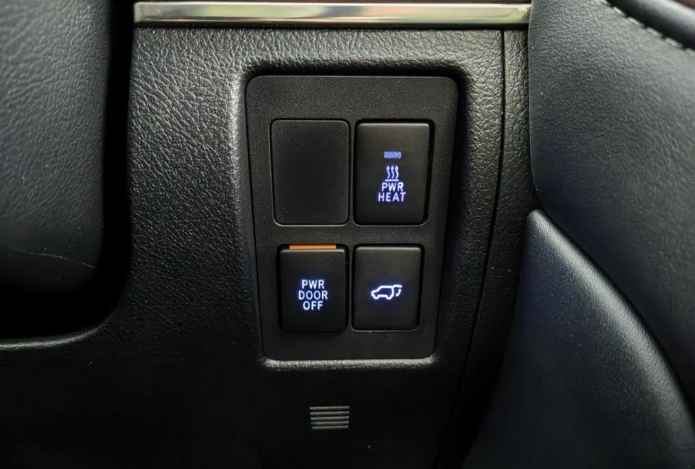 Toyota Land Cruiser 200 Series Рестайлинг 2 Волгоград  - изображение 18