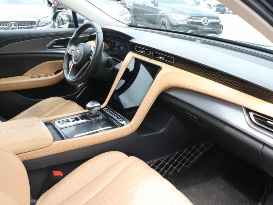 Hongqi H5 II Москва  - изображение 10