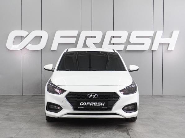 Hyundai Solaris II с пробегом 2017 года, цена 1 145 000 рублей, 120299 км, седан, Автокод Объявления