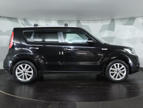 Kia Soul II Рестайлинг с пробегом 2018 года, цена 1 399 000 рублей, 131906 км, хэтчбек, Автокод Объявления