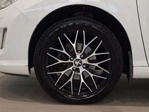Peugeot 408 I с пробегом 2013 года, цена 660 000 рублей, 167678 км, седан, Автокод Объявления