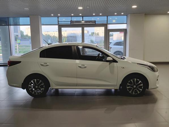 Kia Rio IV с пробегом 2017 года, цена 1 305 000 рублей, 92989 км, седан, Автокод Объявления