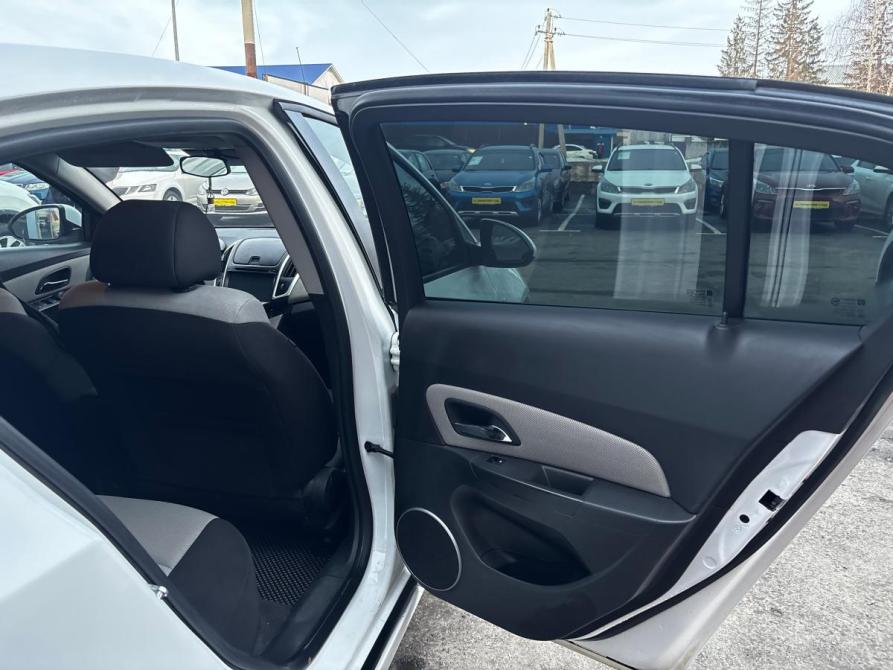 Chevrolet Cruze I Рестайлинг Альметьевск  - изображение 21