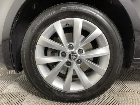 Skoda Octavia III (A7) Рестайлинг с пробегом 2018 года, цена 1 579 000 рублей, 161922 км, лифтбек, Автокод Объявления