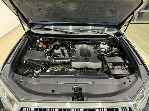 Toyota Land Cruiser Prado 150 Series Рестайлинг 2 с пробегом 2017 года, цена 5 100 000 рублей, 192000 км, внедорожник, Автокод Объявления