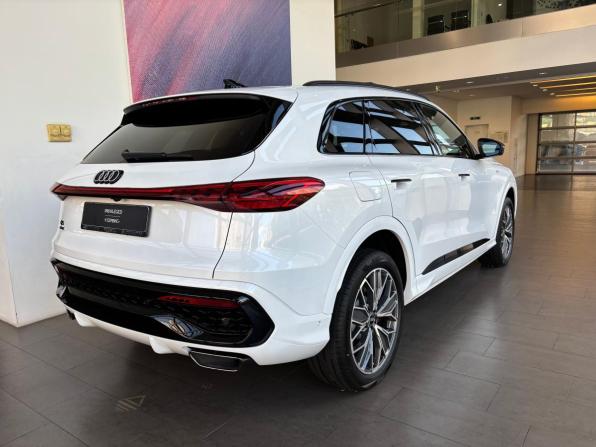 Audi Q5 III с пробегом 2026 года, цена 5 900 000 рублей, 36 км, внедорожник, Автокод Объявления