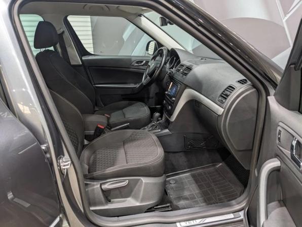 Skoda Yeti I Рестайлинг с пробегом 2016 года, цена 1 475 000 рублей, 187586 км, внедорожник, Автокод Объявления