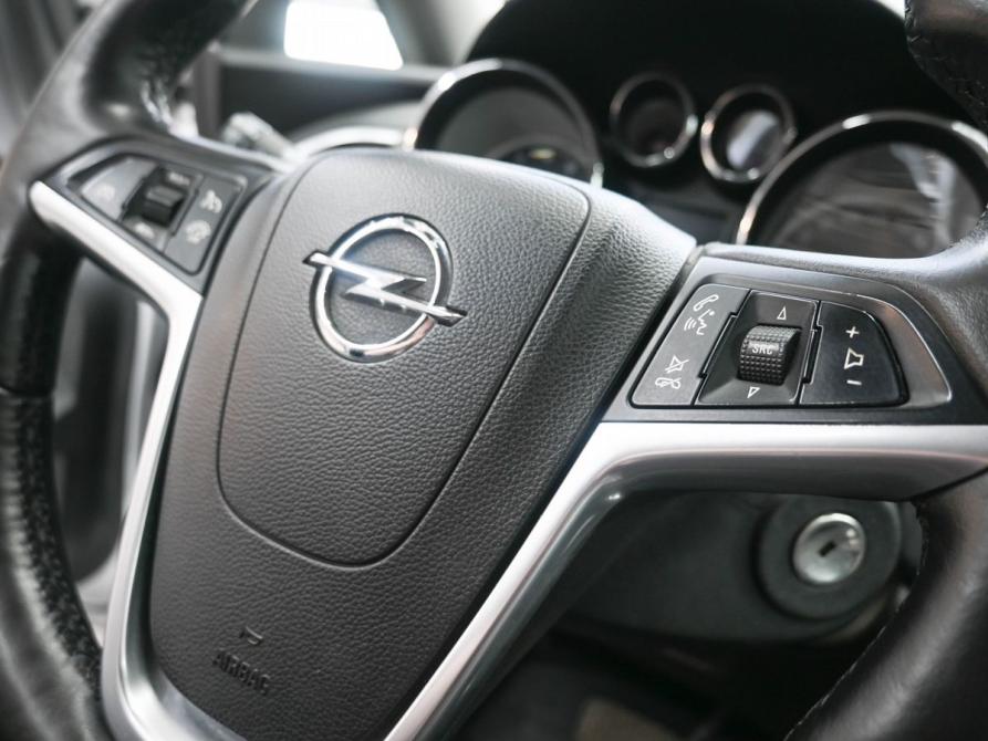 Opel Astra J Рестайлинг Ростов-на-Дону  - изображение 13