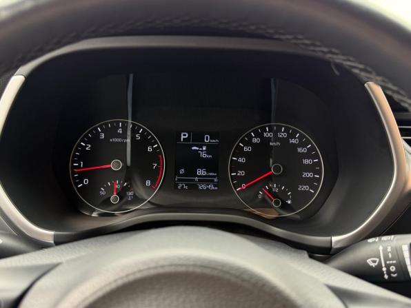 Kia Rio IV Рестайлинг с пробегом 2021 года, цена 1 769 000 рублей, 72440 км, хэтчбек, Автокод Объявления