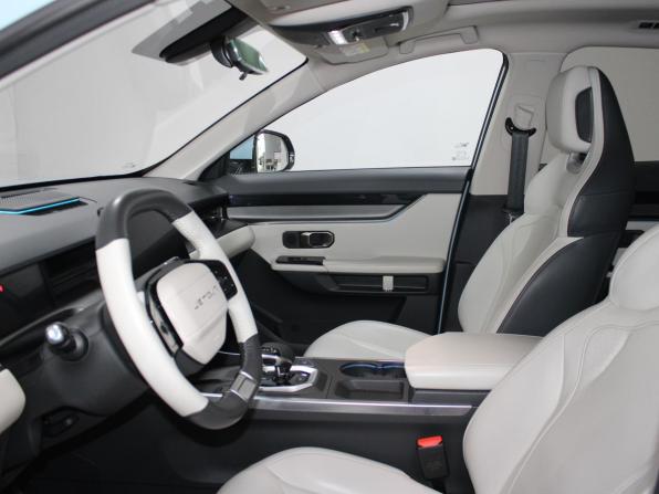 JETOUR DASHING I с пробегом 2023 года, цена 2 199 900 рублей, 34987 км, внедорожник, Автокод Объявления