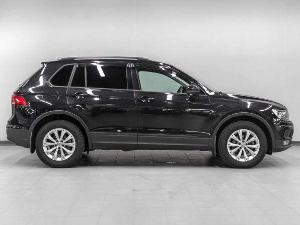 Volkswagen Tiguan II с пробегом 2019 года, цена 2 800 000 рублей, 49000 км, внедорожник, Автокод Объявления