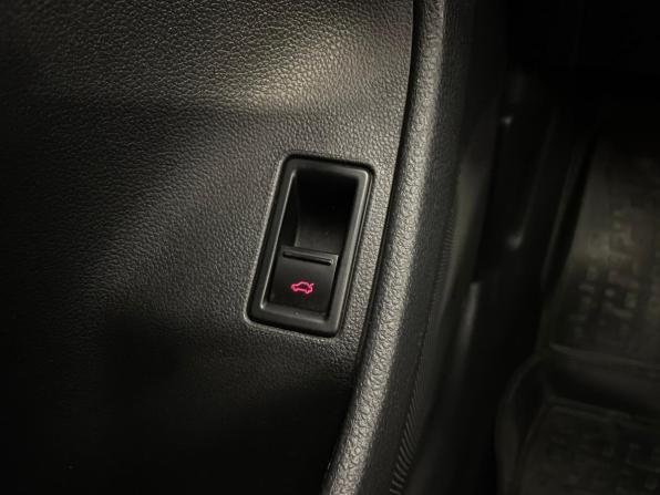 Volkswagen Jetta VI с пробегом 2011 года, цена 867 000 рублей, 212870 км, седан, Автокод Объявления