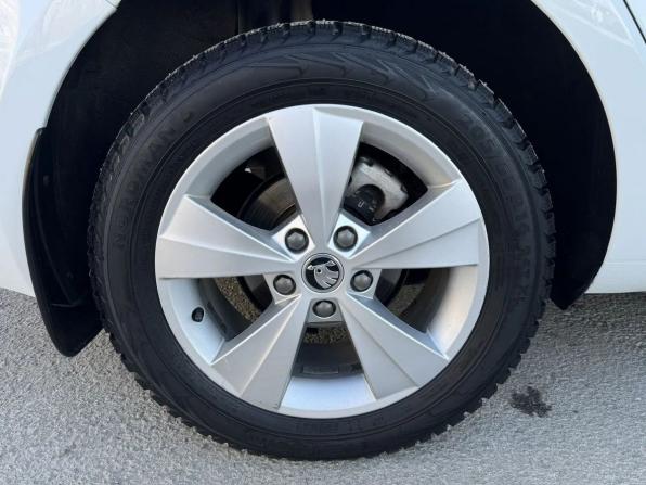 Skoda Octavia III (A7) Рестайлинг с пробегом 2019 года, цена 2 077 000 рублей, 60690 км, лифтбек, Автокод Объявления