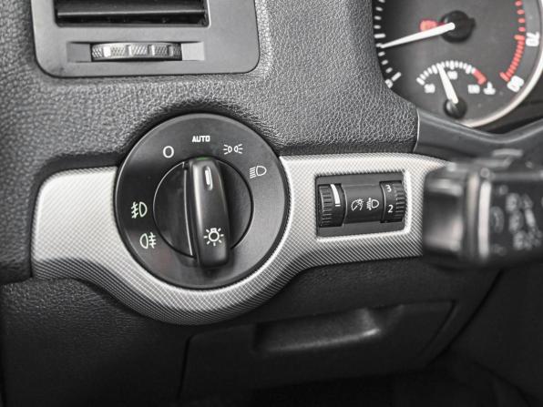 Skoda Octavia II (A5) Рестайлинг с пробегом 2011 года, цена 1 049 000 рублей, 208915 км, лифтбек, Автокод Объявления