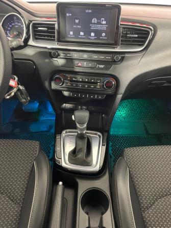Kia Ceed III с пробегом 2018 года, цена 1 865 000 рублей, 166247 км, универсал, Автокод Объявления