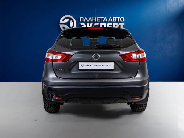 Nissan Qashqai II с пробегом 2015 года, цена 1 650 000 рублей, 80964 км, внедорожник, Автокод Объявления