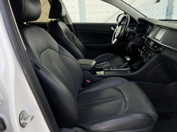 Kia Optima IV Рестайлинг с пробегом 2018 года, цена 2 100 000 рублей, 105816 км, седан, Автокод Объявления