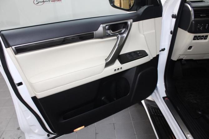 Lexus GX II Рестайлинг 2 с пробегом 2022 года, цена 11 700 000 рублей, 9038 км, внедорожник, Автокод Объявления