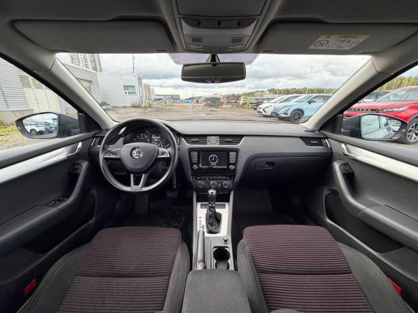 Skoda Octavia III (A7) с пробегом 2015 года, цена 1 225 000 рублей, 142784 км, лифтбек, Автокод Объявления