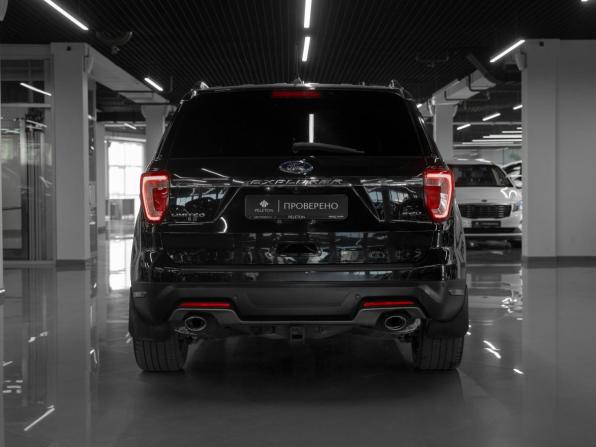 Ford Explorer V Рестайлинг 2 с пробегом 2018 года, цена 2 820 000 рублей, 179174 км, внедорожник, Автокод Объявления