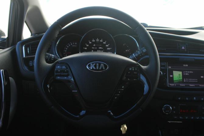 Kia Ceed II Рестайлинг с пробегом 2016 года, цена 1 530 000 рублей, 115000 км, хэтчбек, Автокод Объявления