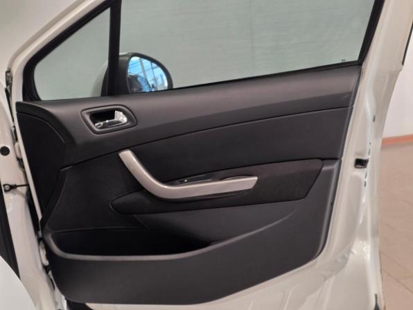 Peugeot 408 I с пробегом 2013 года, цена 660 000 рублей, 167678 км, седан, Автокод Объявления