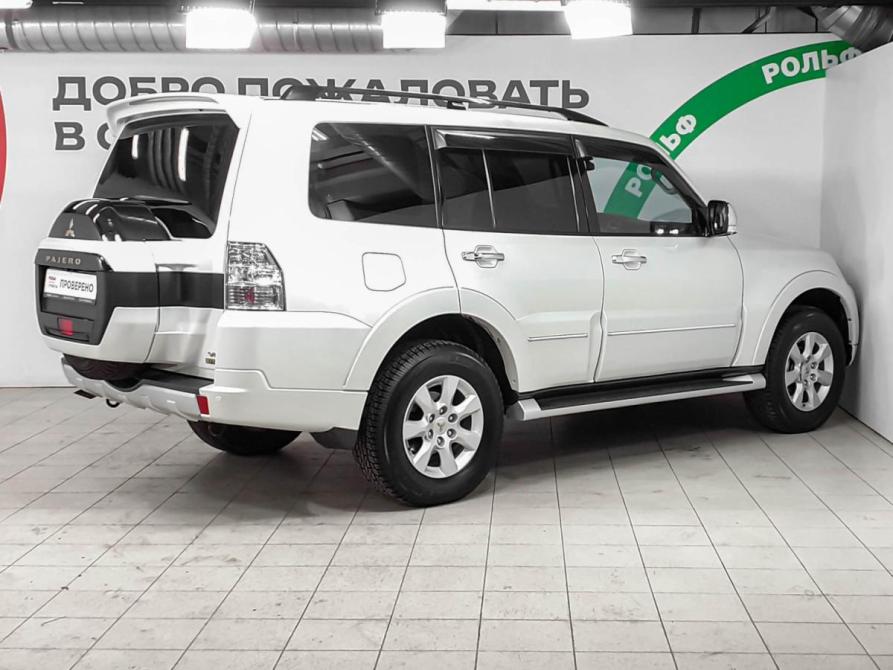 Mitsubishi Pajero IV Рестайлинг 2 Москва  - изображение 4