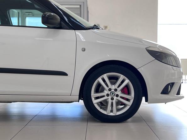 Skoda Fabia RS II с пробегом 2011 года, цена 899 000 рублей, 173216 км, хэтчбек, Автокод Объявления
