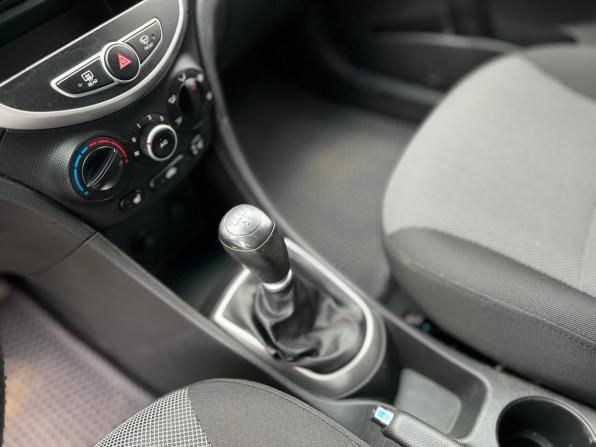 Hyundai Solaris I с пробегом 2011 года, цена 580 000 рублей, 208972 км, хэтчбек, Автокод Объявления