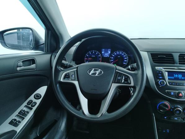 Hyundai Solaris I Рестайлинг с пробегом 2016 года, цена 950 000 рублей, 154937 км, седан, Автокод Объявления