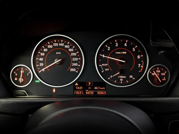 BMW 3 серии VI (F3x) Рестайлинг с пробегом 2018 года, цена 2 950 000 рублей, 94711 км, седан, Автокод Объявления