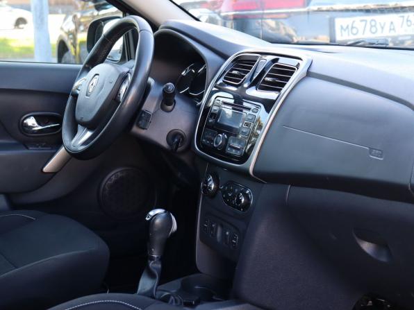 Renault Sandero II с пробегом 2016 года, цена 835 000 рублей, 160554 км, хэтчбек, Автокод Объявления
