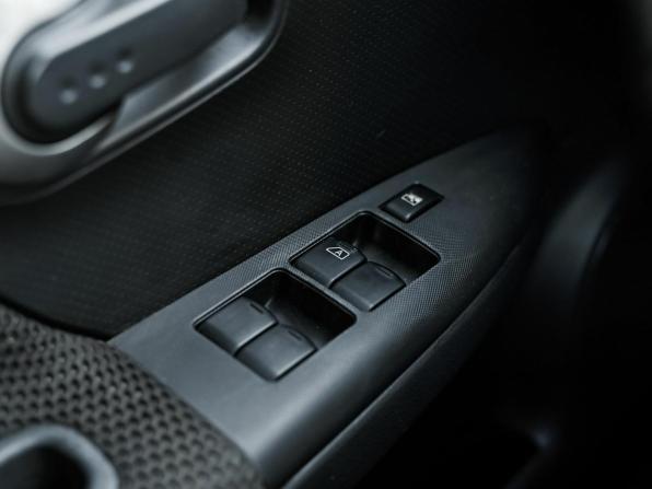 Nissan Note I с пробегом 2007 года, цена 450 000 рублей, 209391 км, хэтчбек, Автокод Объявления
