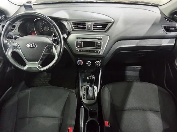 Kia Rio III Рестайлинг с пробегом 2017 года, цена 1 155 000 рублей, 131432 км, хэтчбек, Автокод Объявления