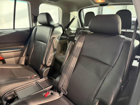 Toyota Highlander II (XU40) Рестайлинг с пробегом 2010 года, цена 2 250 000 рублей, 211876 км, внедорожник, Автокод Объявления